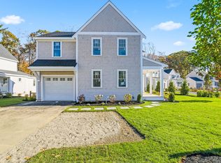 8 Rose Way, Whitman, MA 02382