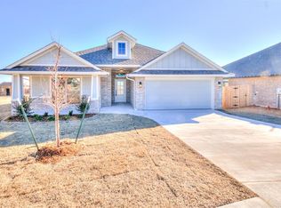 9320 Anaum Ln, Yukon, OK 73099