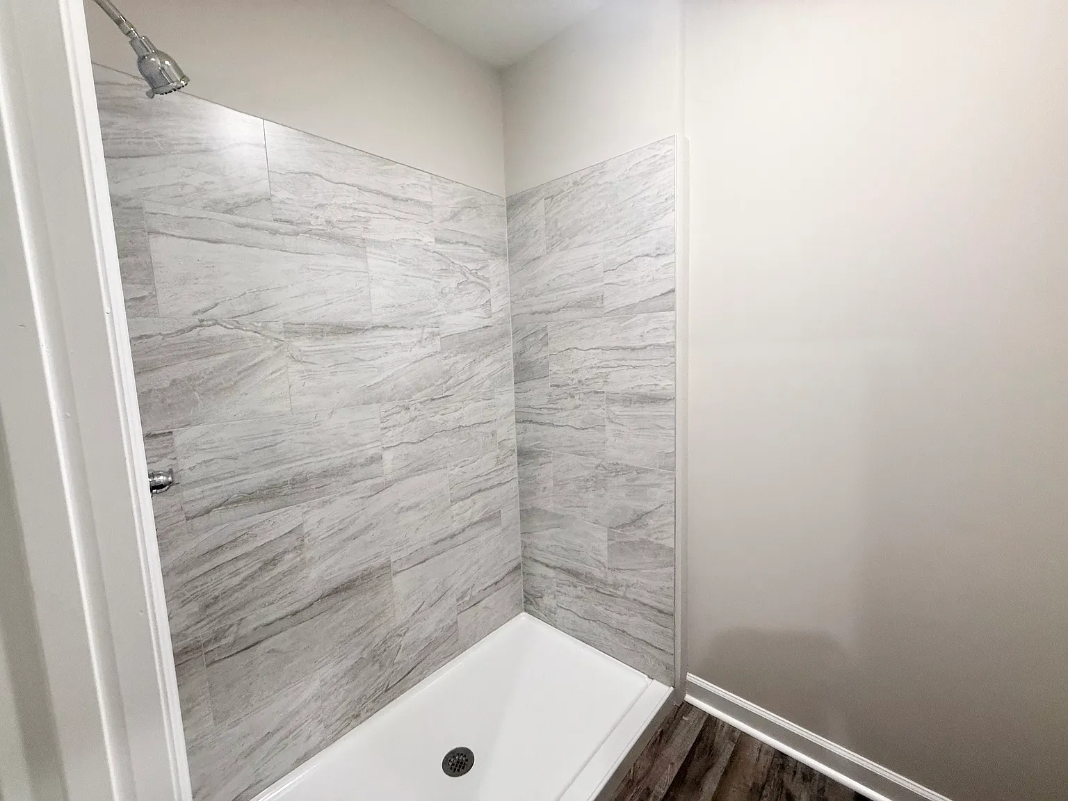 37851 Oxford St — Photo 4
