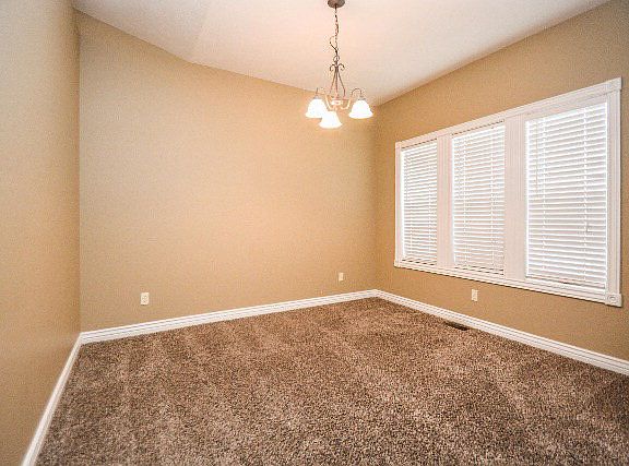 3rd image of 1231 Grassland Dr
