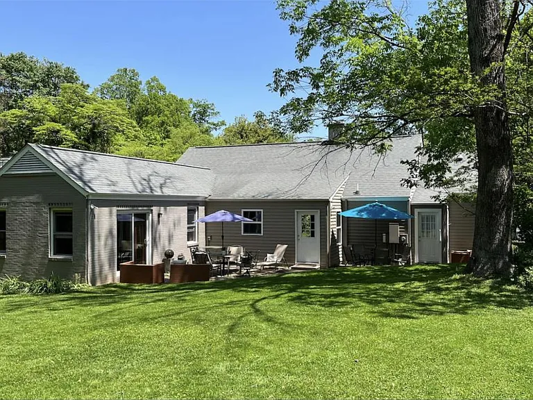 215 W Avondale Dr — Photo 44