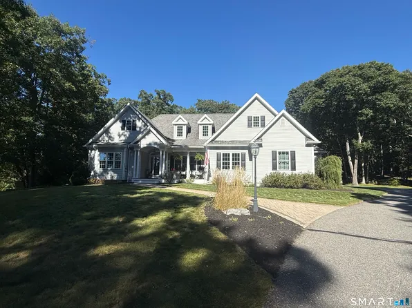 15 Brookside Landing, Putnam, CT 06260