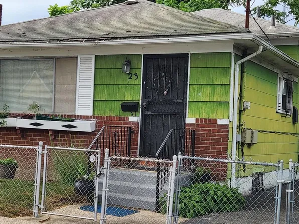 23 Peters Avenue, Hempstead, NY 11550