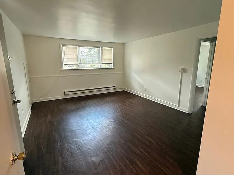 1200 Liggates Rd — Photo 5