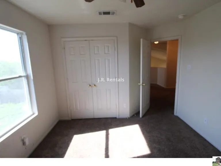 5611 Bertha Dr — Photo 50