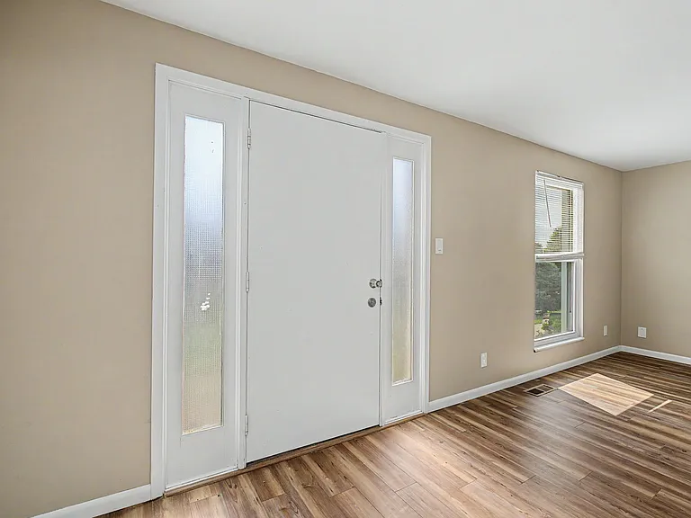 1406 Old Town Ct — Photo 12