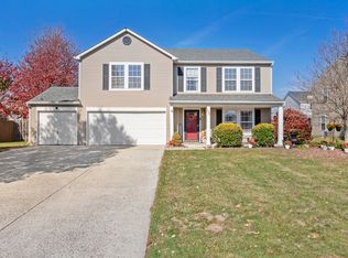 1396 King Maple Dr, Greenfield, IN