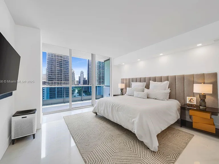 200 Biscayne Boulevard Way #1406 — Photo 18
