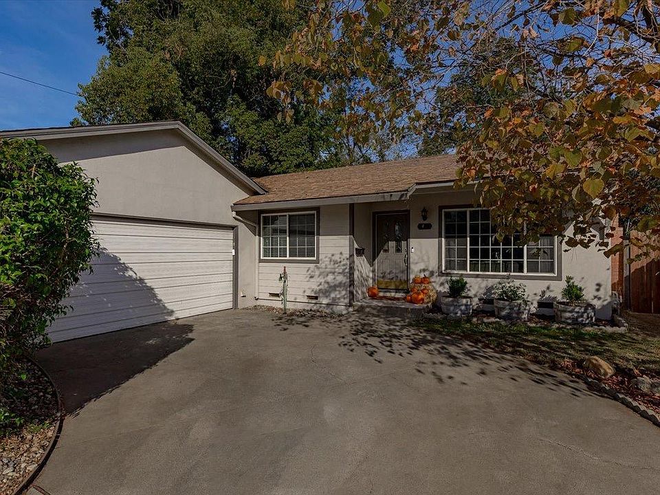 1st image of 7423 Rollingwood Blvd