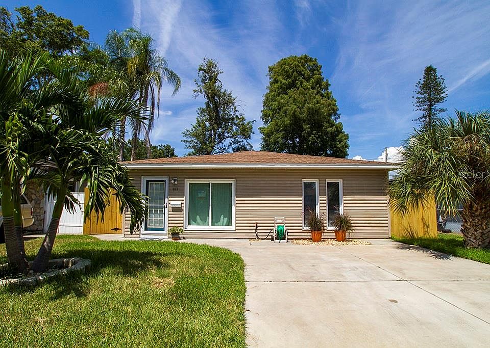 1st image of 463 49th Ave N