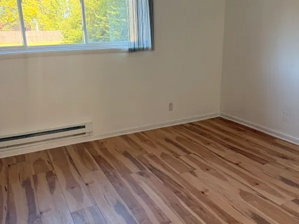 1655 Felten Rd APT 8, Aurora, IL 60505