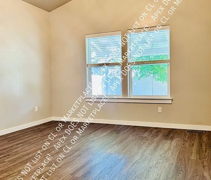 1354 E Argence St — Photo 15