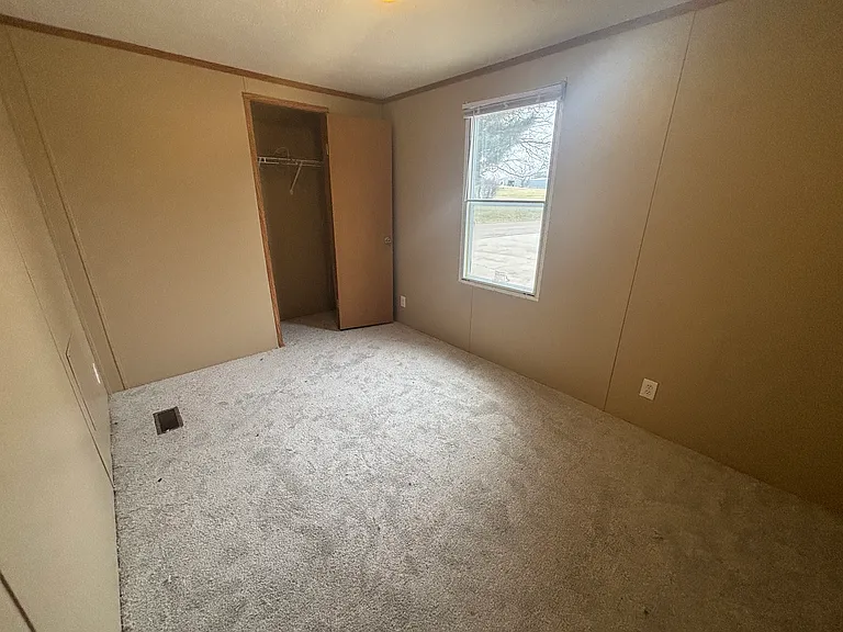 6 Pioneer Village Trailer Ct #13 — Photo 16