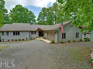 2540 Stonehurst Dr, Hiawassee, GA 30546