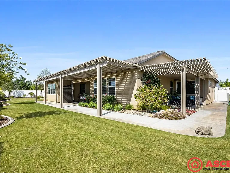 14430 Utica Way — Photo 14