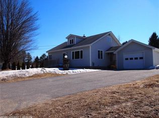15 S Lisbon Rd, Lewiston, ME 04240