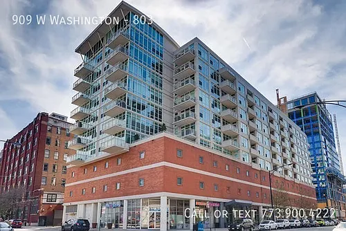 909 W Washington #803 Photo 1