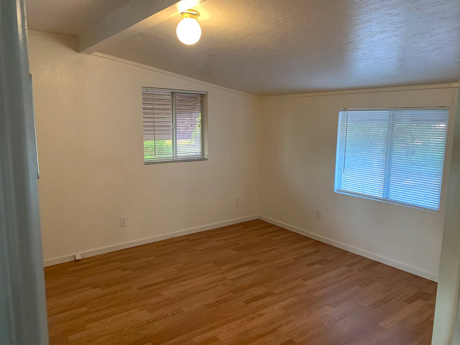 2 bed, 1.5 bath, 1100 sqft, $1,625 — Photo 4