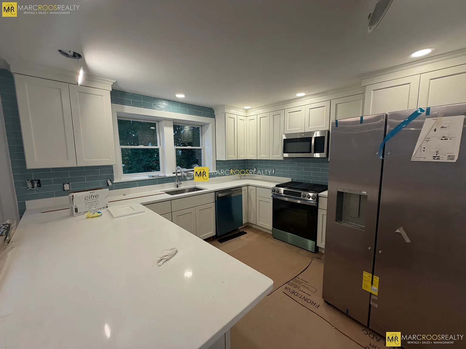 2 bed, 2.5 bath, $4,500 — Photo 4