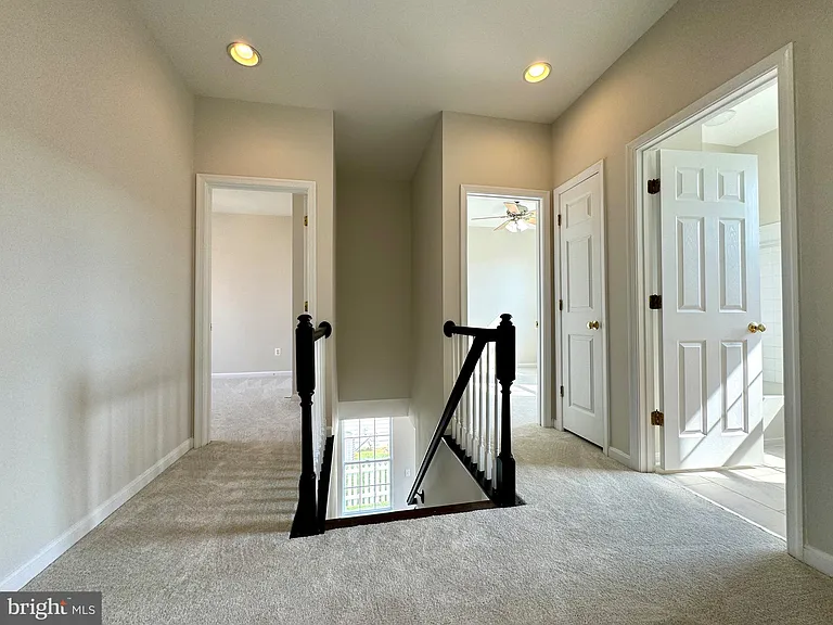 12434 Iona Sound Dr — Photo 12
