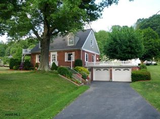 252 Raystown Rd, Everett, PA 15537