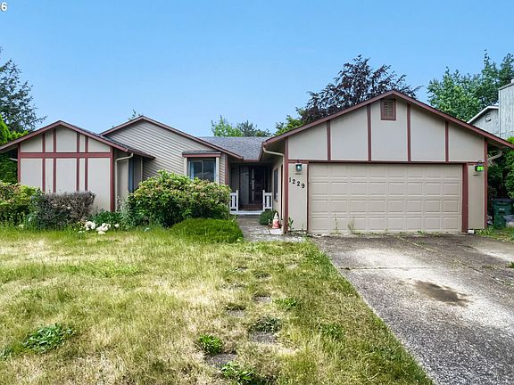 2nd image of 1229 SE 26th St