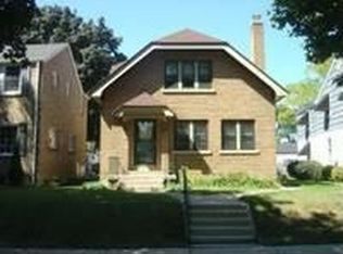 3215 S Lenox St, Milwaukee, WI 53207