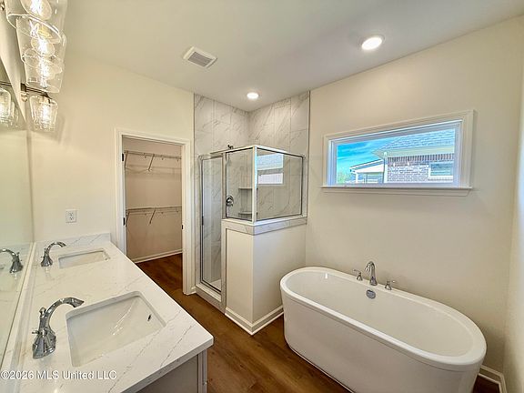 5th image of 1056 Great Glen Dr