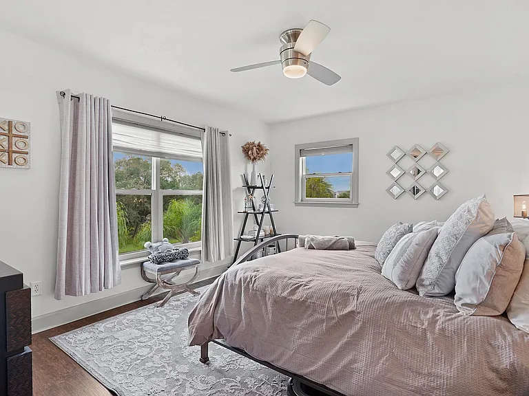500 Turnberry Ln — Photo 30