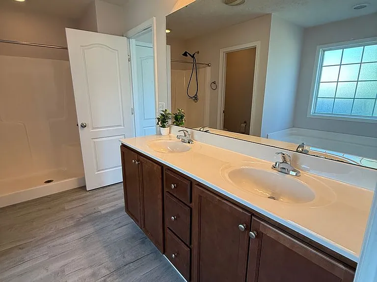 2513 Hunting Bow Dr — Photo 23