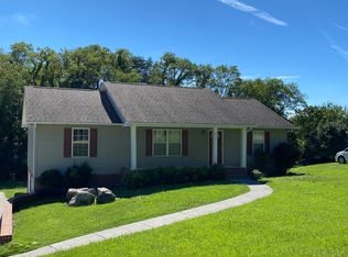 941 Huntington Farms Rd, Maryville, TN 37803