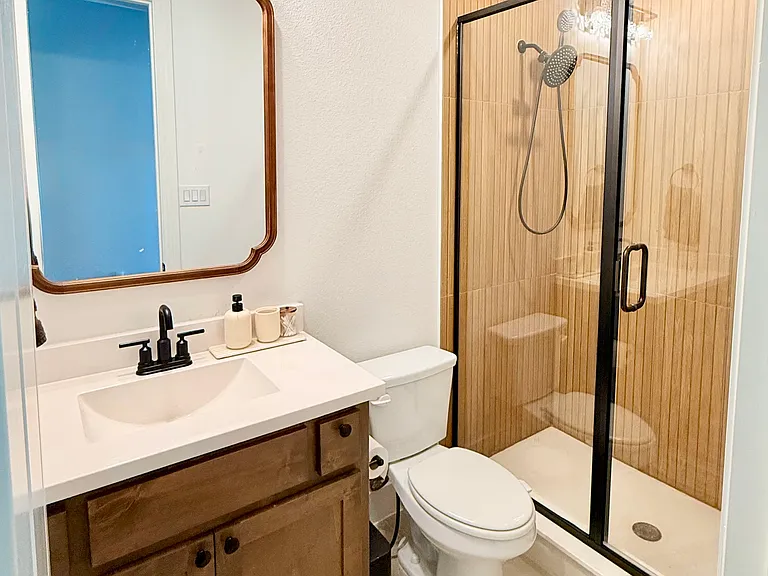 2433 Plumeria Ln — Photo 21