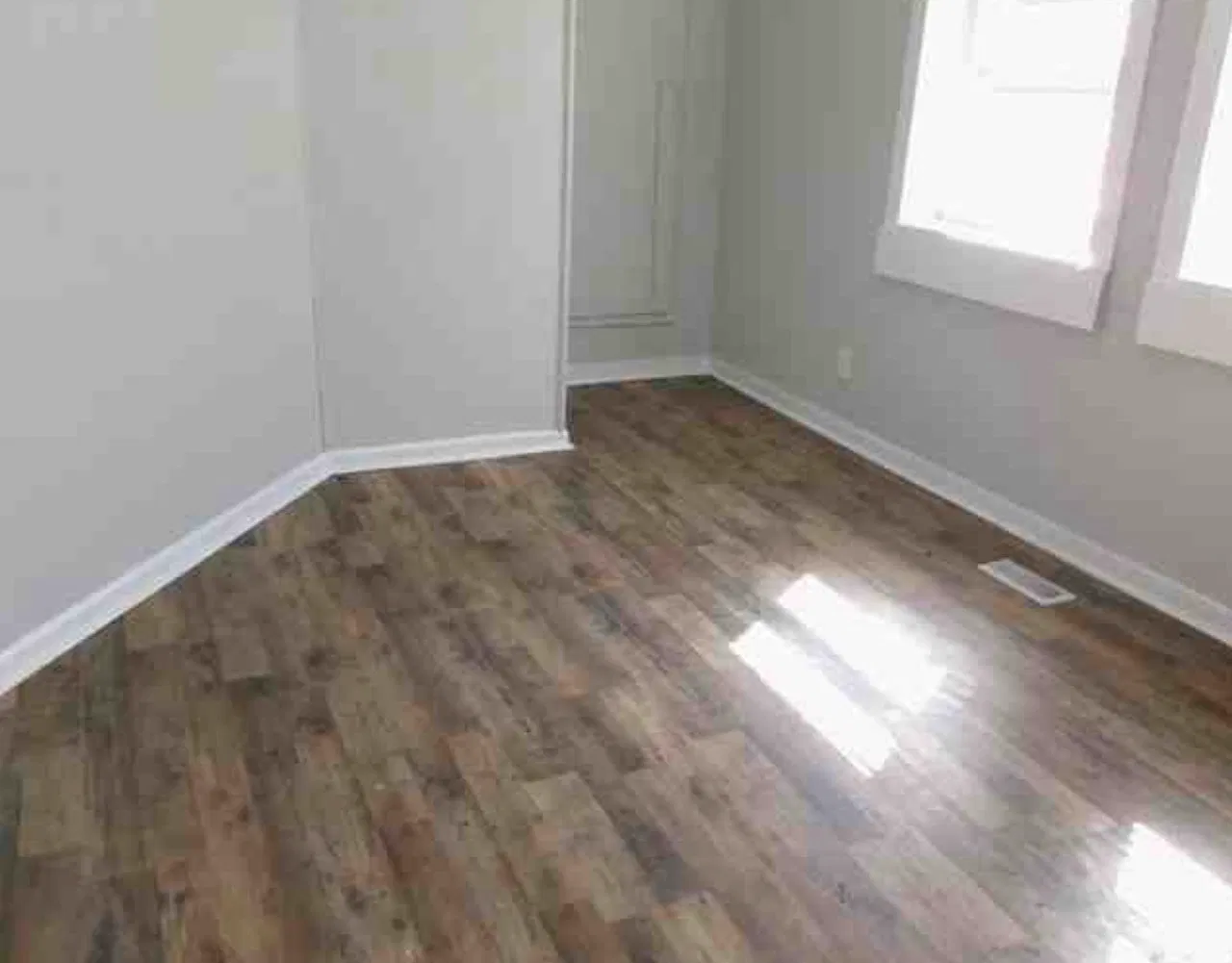 2 bed, 500 sqft, $1,100 — Photo 3