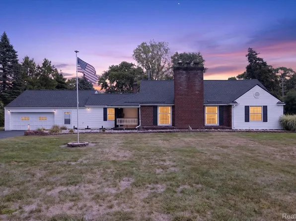 11175 Elmview St, Romulus, MI 48174