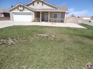 3801 Hampton Ct, Rosamond, CA