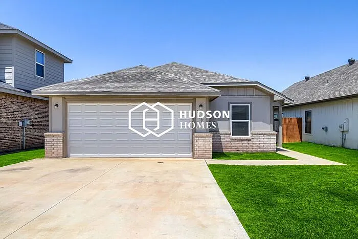 7610 Florence Dr — Photo 1