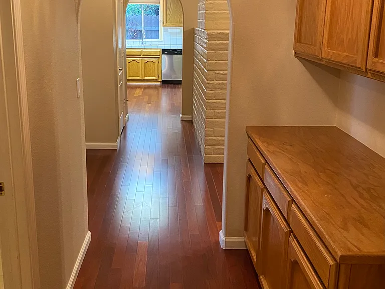 1740 Corsica Dr — Photo 5
