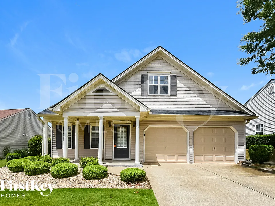 307 White Oak Way