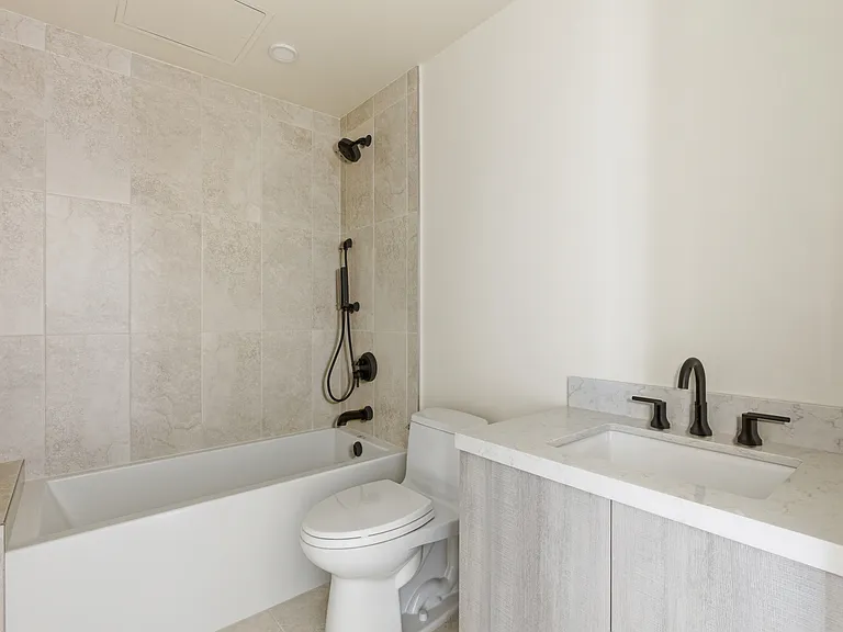 The Residences at Echo Park — Photo 45