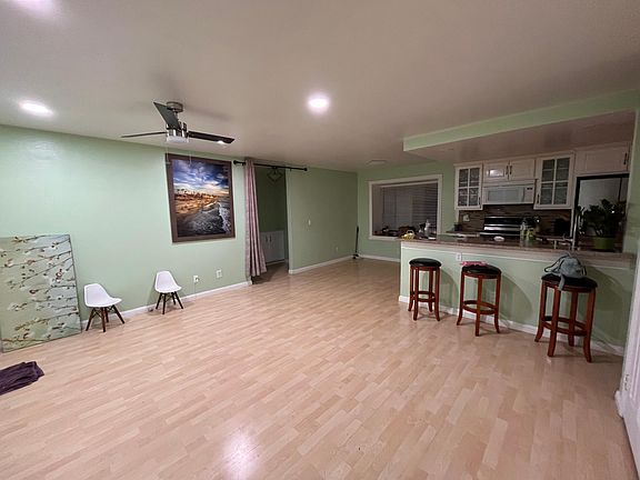 5th image of 552 Canyon Dr Unit 3