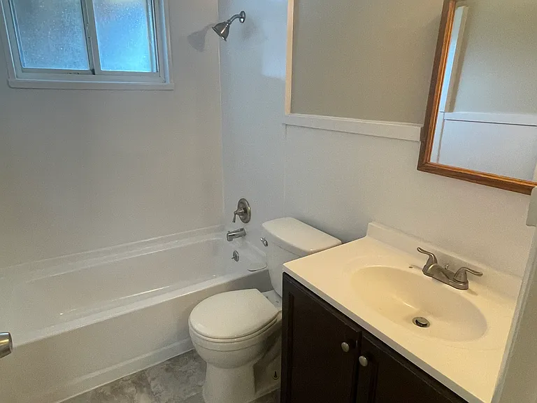 2250 Grants Pkwy — Photo 5