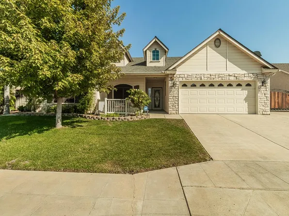 306 S Apricot Ave, Fresno, CA 93727