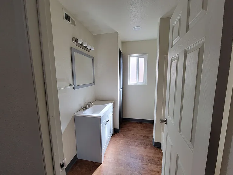 837 & 843 Lake Blvd #833-847 — Photo 10