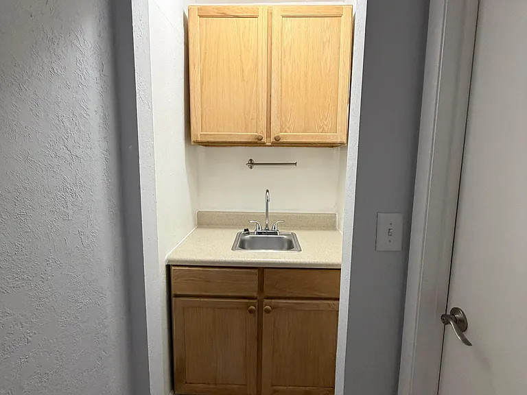 1300 SW 136th Pl — Photo 8