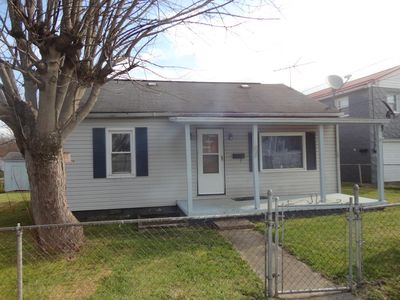 120 Riner Ave, Oak Hill, WV, 25901