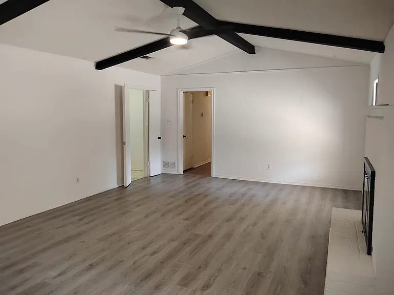 501 Northridge St — Photo 7