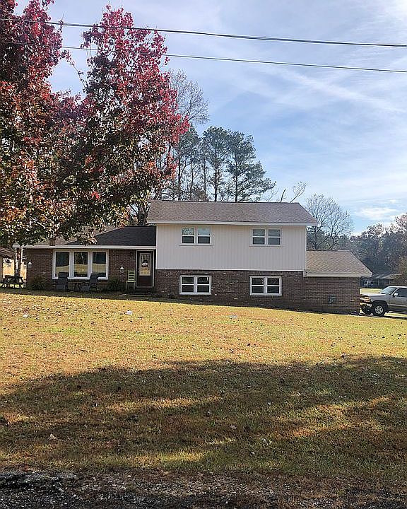 1st image of 781 E Poplar Dr