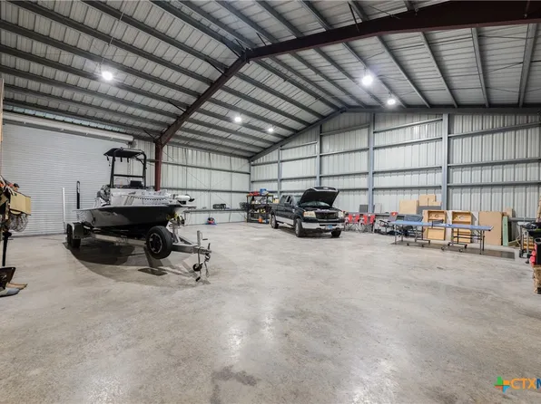 214 Copano Dr, Port Mansfield, TX 78598