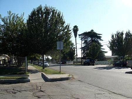 2nd image of 1371 N Mountain View Ave