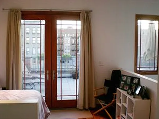 Rented by Douglas Elliman | media 27